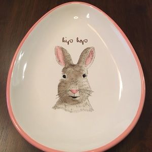 Rae Dunn HIP HOP egg shaped bunny plate